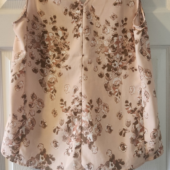 Nordstrom High Low V-neck Blouse size M - Picture 4 of 4